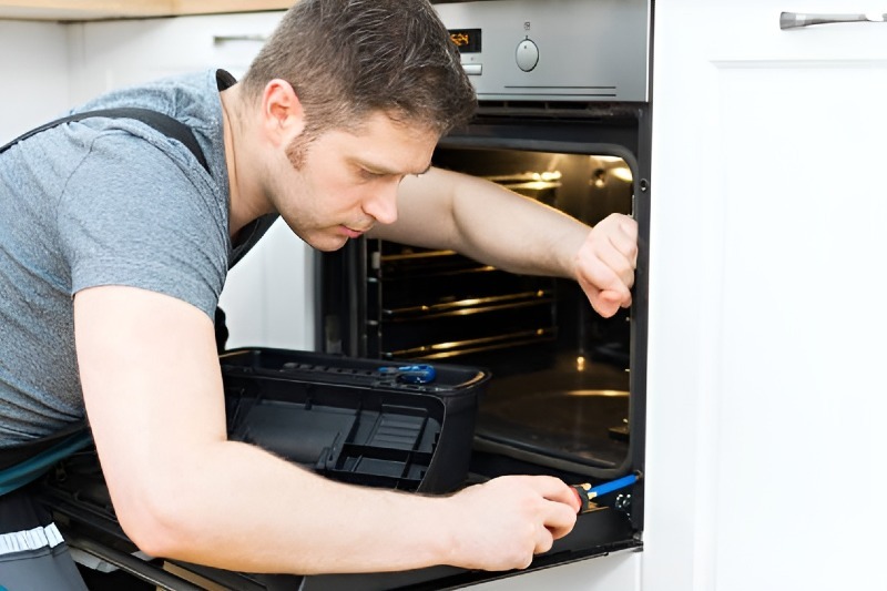 Oven & Stove repair in Lynwood